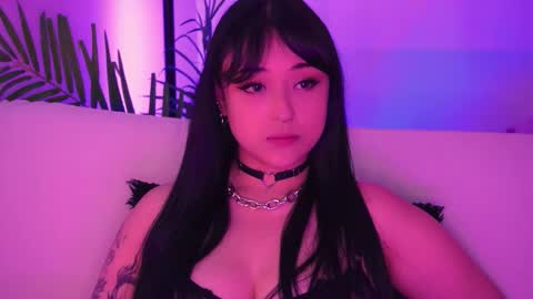 Mimi online show from March 5, 9:21 pm