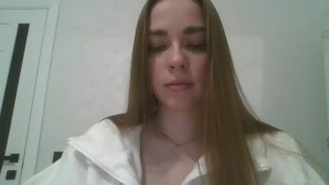 gloria954807 online show from February 5, 10:02 pm