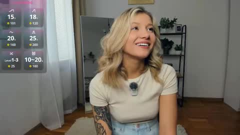 Snapshot of glossybabe_ chatting on September 18, 7:07 am Cherry online show from September 18, 7:07 am