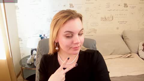 Margo online show from June 3, 1:18 am