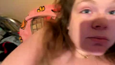 godddessxsara online show from May 4, 7:17 pm