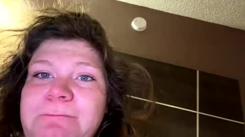 godddessxsara online show from May 19, 2:51 am