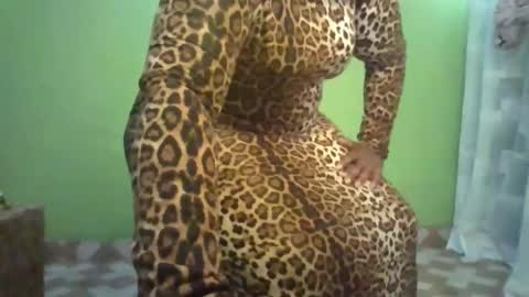 shasha big online show from November 17, 9:21 am