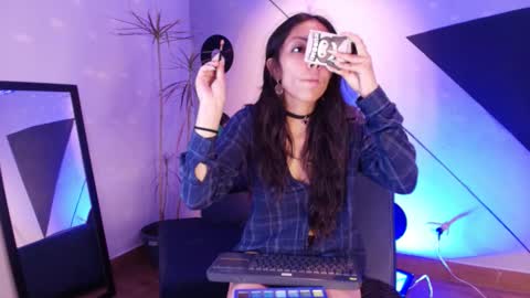 Julieta online show from October 17, 8:01 pm