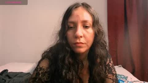  Naih Reyes online show from July 15, 4:50 am