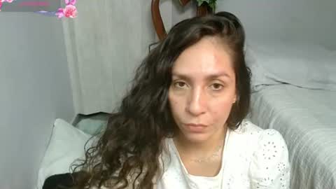  Naih Reyes online show from July 7, 5:32 am
