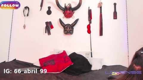 Snapshot of goddness_abril chatting on January 11, 11:46 pm Abril online show from January 11, 11:46 pm
