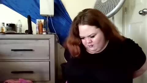 Snapshot of godessisabella chatting on March 10, 4:03 pm godessisabella online show from March 10, 4:03 pm