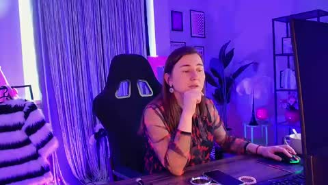 Gloria online show from May 10, 9:11 am