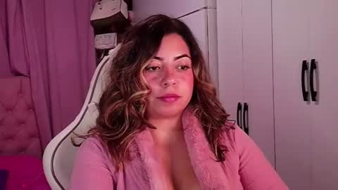 golden_gingerkitty online show from July 24, 2:09 am