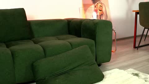 GoldenAmberX online show from April 15, 8:59 am