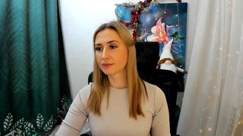 Olivia online show from December 5, 3:26 am