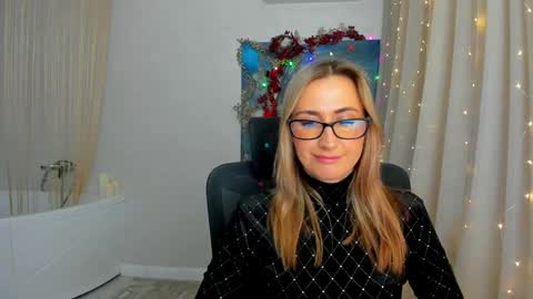 Olivia online show from December 28, 7:33 pm