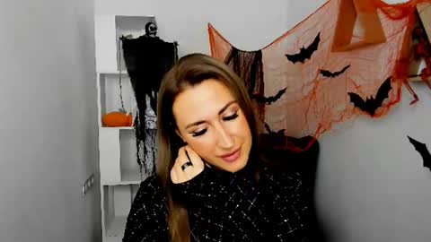 Snapshot of goldenlighte chatting on October 11, 7:16 pm Olivia online show from October 11, 7:16 pm