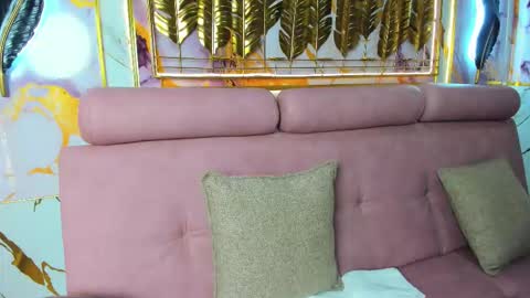 goldenmusee online show from January 8, 2:32 pm