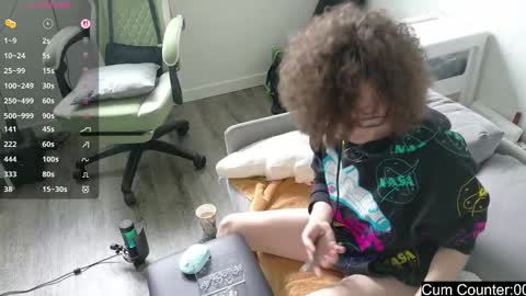 Snapshot of gomoreup chatting on September 24, 5:45 pm gomoreup online show from September 24, 5:45 pm