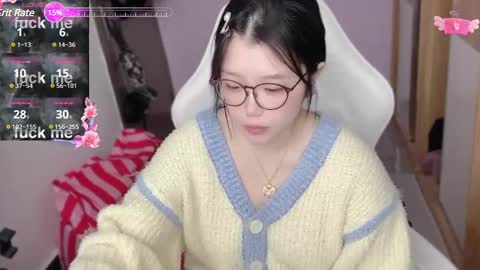 Snapshot of gorgeous_girl33 chatting on March 7, 6:13 am gorgeous girl33 online show from March 7, 6:13 am