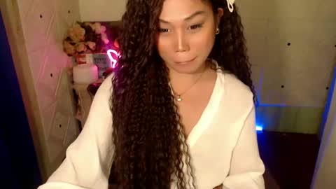 Snapshot of gorgeous_rica chatting on March 2, 5:41 pm Rica online show from March 2, 5:41 pm