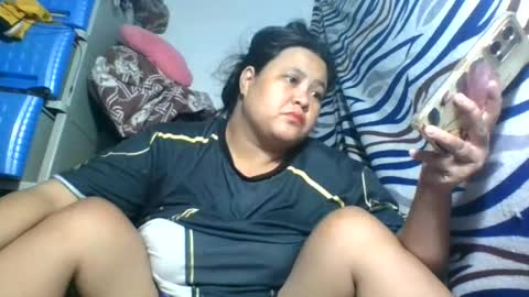 gorgeousselenaxx online show from July 24, 2:20 am