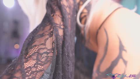 sophie  Special celebration a the beach 300k followers 3011 and 0112   online show from October 15, 8:11 pm