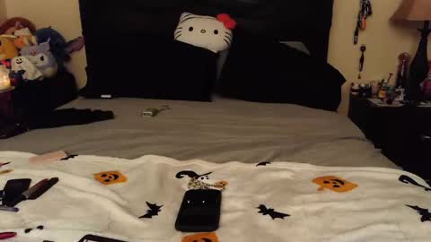 Snapshot of gothbaby305 chatting on October 9, 3:43 am gothbaby305 online show from October 9, 3:43 am