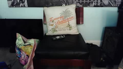 Snapshot of gothbaby305 chatting on October 10, 5:34 am gothbaby305 online show from October 10, 5:34 am