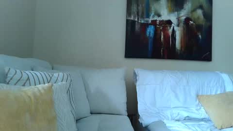 Snapshot of gothbaby305 chatting on October 16, 4:09 pm gothbaby305 online show from October 16, 4:09 pm