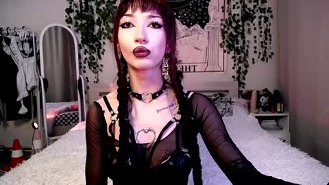    online show from January 15, 3:11 am