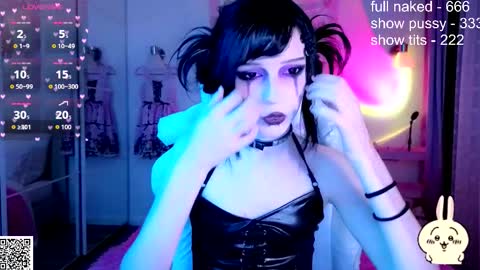 gothiclali online show from November 27, 10:01 pm