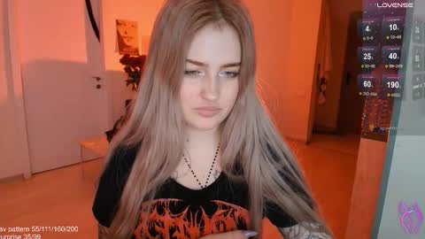 traumfrau Kira angel face devil eyes I SELL A LOT VIDEO IN GALLERY online show from February 18, 3:00 pm