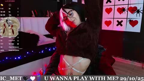 Meredith Alessandra online show from October 30, 8:16 am