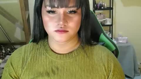 Grace De Magiba online show from March 17, 3:49 pm