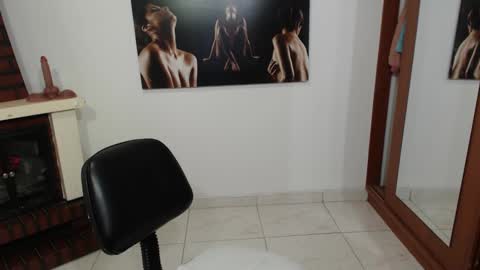 Snapshot of grace_mature_milf chatting on September 20, 11:41 am grace_mature_milf online show from September 20, 11:41 am