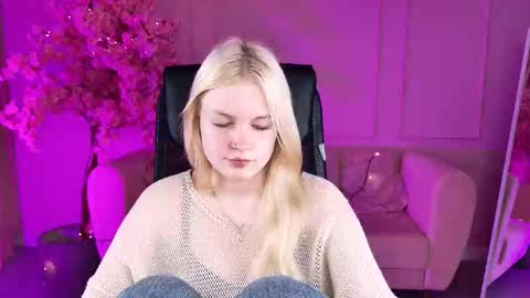Snapshot of graceglamour chatting on September 10, 5:07 am Grace Glamour online show from September 10, 5:07 am