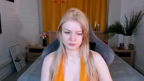 Snapshot of graceglamour chatting on February 20, 5:12 am Grace Glamour online show from February 20, 5:12 am