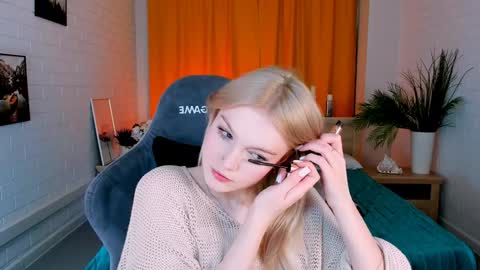 Snapshot of graceglamour chatting on December 12, 5:31 am Grace Glamour online show from December 12, 5:31 am
