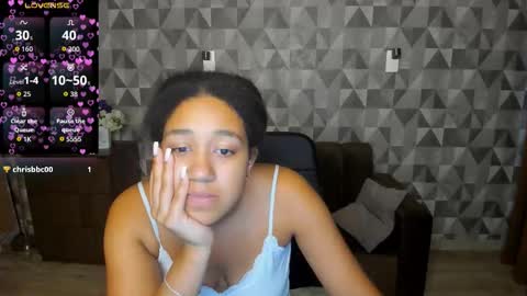 gracekendy online show from November 5, 12:32 pm