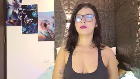 Snapshot of graceymilf999 chatting on September 26, 11:41 am Gracey Milf online show from September 26, 11:41 am