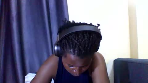 Snapshot of grannylover_ chatting on September 23, 7:01 pm grannylover_ online show from September 23, 7:01 pm