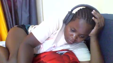 Snapshot of grannylover_ chatting on October 20, 8:28 am grannylover_ online show from October 20, 8:28 am