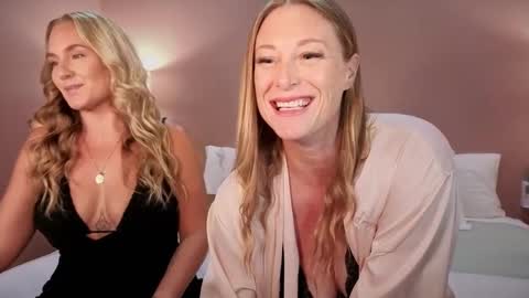 Green Eyed Goddess online show from February 17, 2:11 am