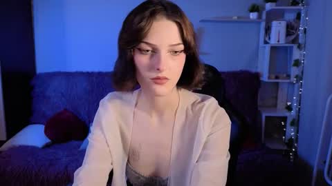 Snapshot of green_tea666 chatting on September 10, 10:26 am Lilith online show from September 10, 10:26 am