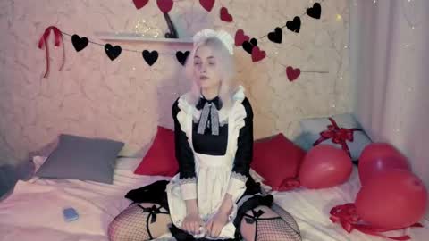 Snapshot of green_tea666 chatting on February 12, 12:01 pm Lilith online show from February 12, 12:01 pm