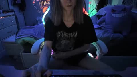 GreenEyedLovexo online show from January 1, 5:33 am