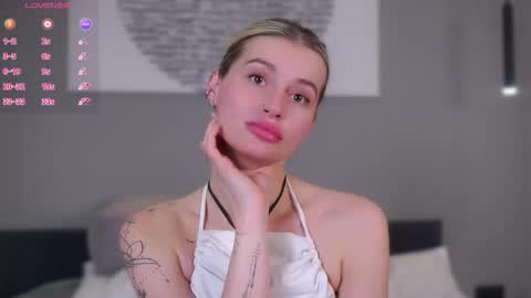 Kelly online show from February 16, 1:00 pm