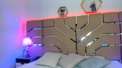 greidy_baker online show from September 9, 3:06 am