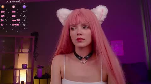 Snapshot of gretchen_mol chatting on October 11, 7:46 am gretchen_mol online show from October 11, 7:46 am