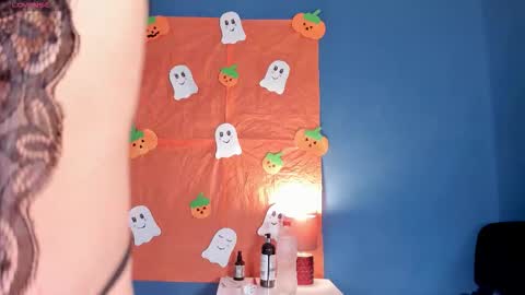 Snapshot of grettel__ chatting on October 20, 7:28 pm Gretel online show from October 20, 7:28 pm