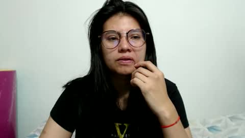 Vane blonde and Hazell black hair online show from February 19, 12:43 am