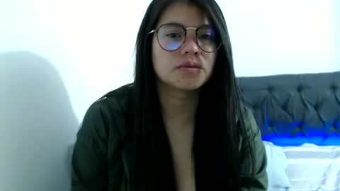 Vane blonde and Hazell black hair online show from February 5, 12:46 am